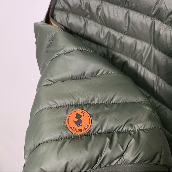 Save The Duck Ultralight Puffer Vest - Picture 5 of 8